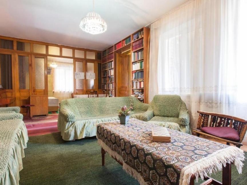 Veriko'S Guest Hause Kazbegi Dış mekan fotoğraf