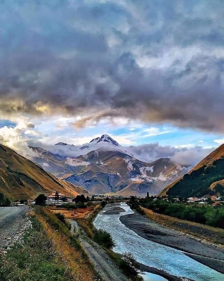 Veriko'S Guest Hause Kazbegi Dış mekan fotoğraf